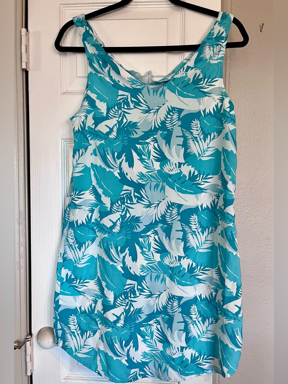 Natural Reflections teal & white tropical leaf Hawaiian print dress size medium